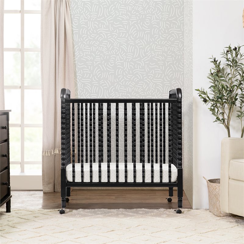 DaVinci Jenny Lind Pine Wood 3-in-1 Convertible Mini Crib in Ebony