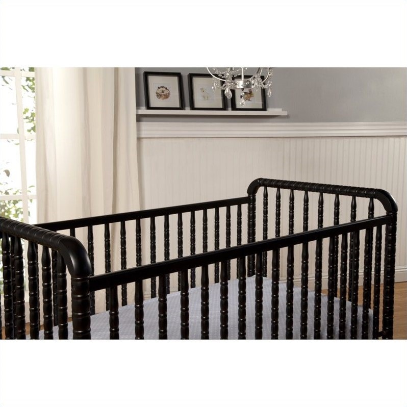 DaVinci Jenny Lind 3in1 Convertible Crib with Changing Table in Ebony