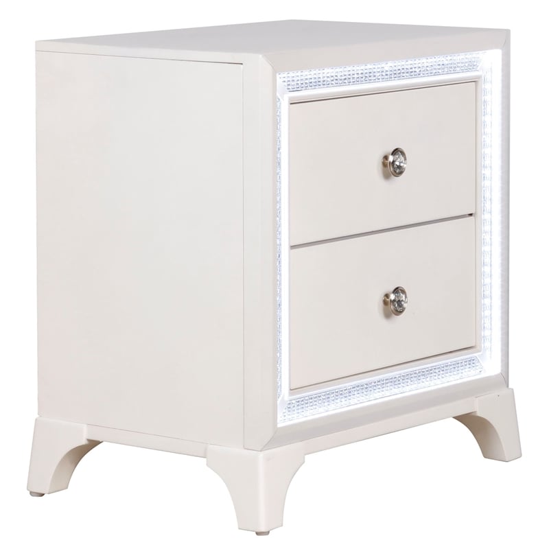 Steve Silver Cassie 4-Piece King Bedroom Set in Off White