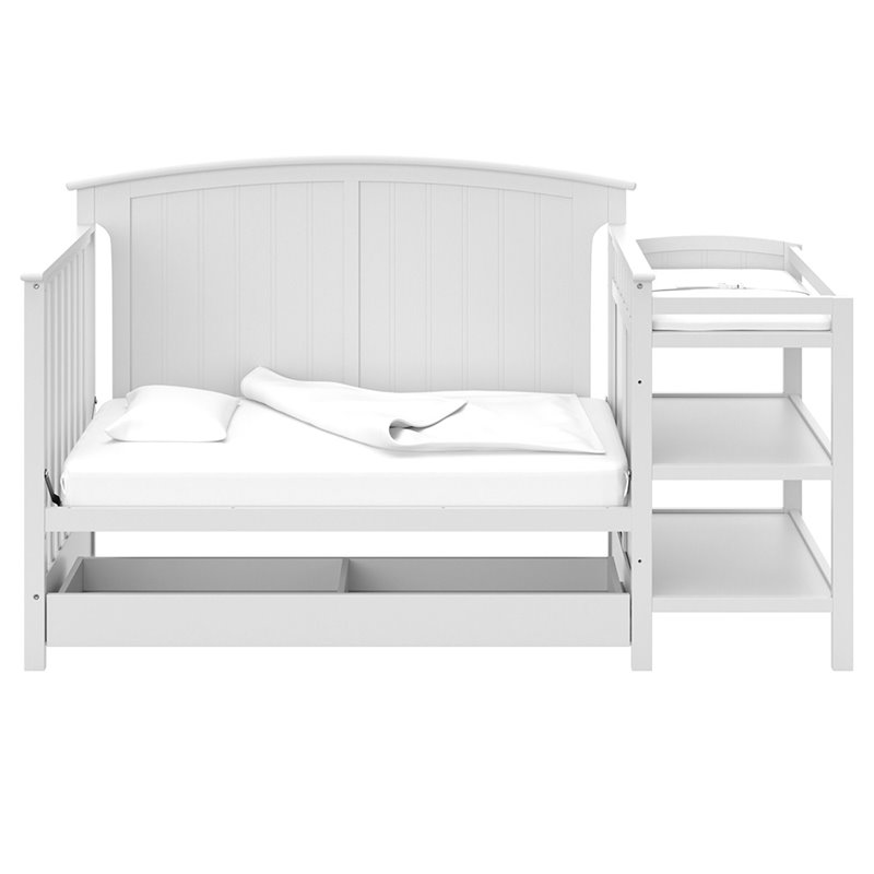 Storkcraft Steveston 3 Piece Convertible Crib Set in White