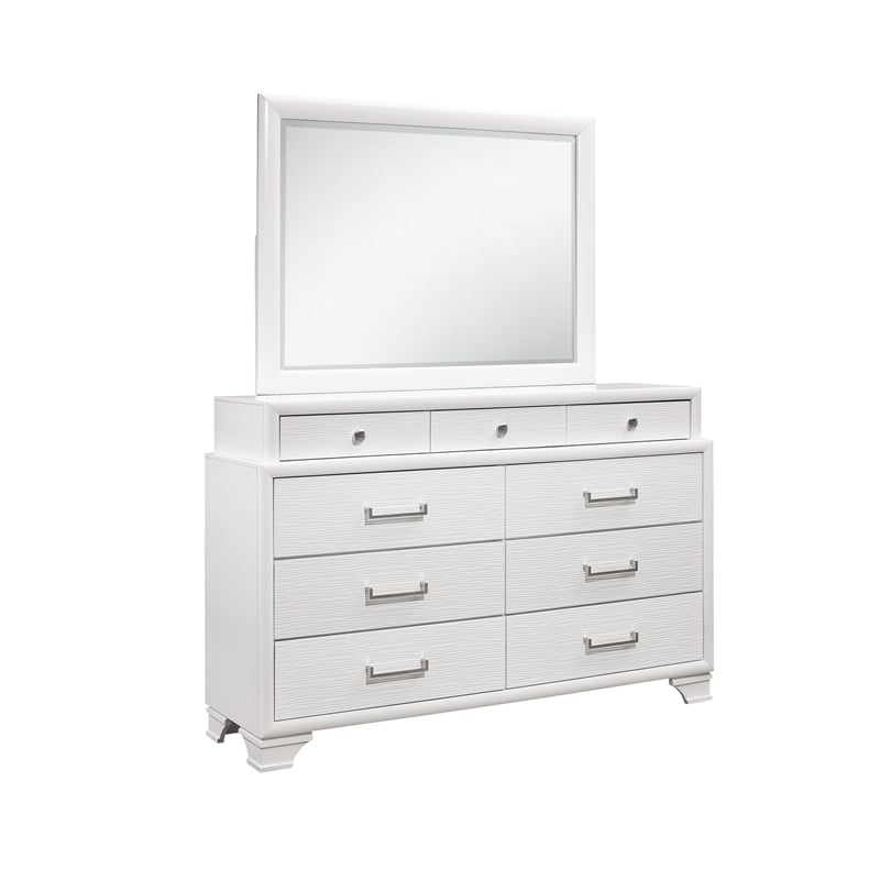 Global Furniture USA Jordyn Solid Wood 9-Drawer White Dresser