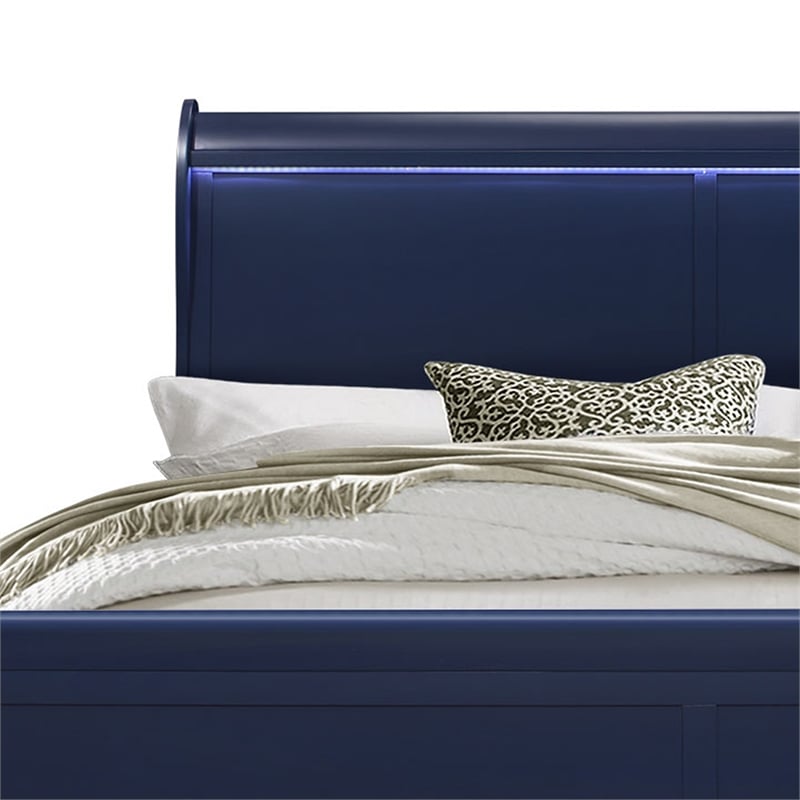 Global Furniture USA Traditional Charlie Blue Wood King Bed with LED