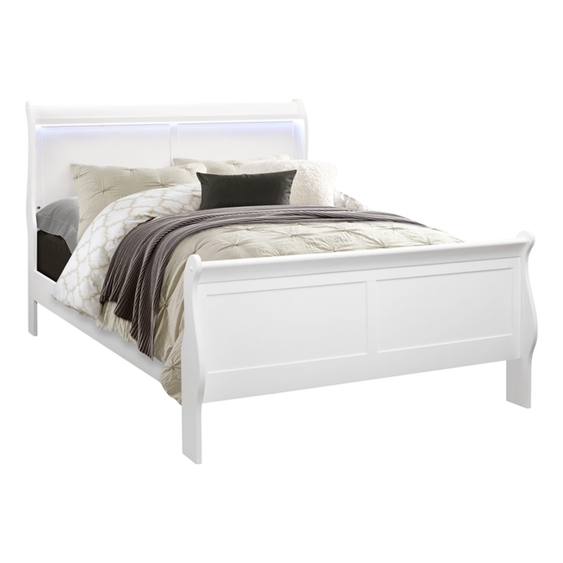Global Furniture USA Charlie Traditional/Modern White Wood Queen Bed with LED
