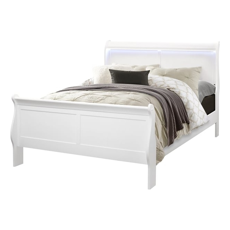Global Furniture USA Traditional/Modern Charlie White Wood Full Bed with LED
