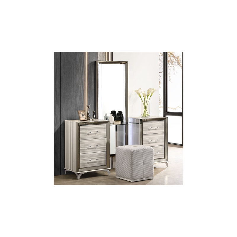 Global Furniture USA Zambrano White Vanity Set