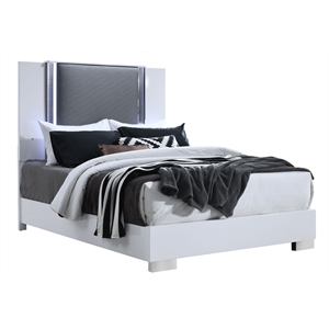 Global Furniture USA Ylime Smooth White Engineered Wood Queen Bed With LED