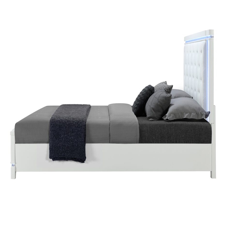 Global Furniture USA Alina White Wooden Tufted Full Bed with LED