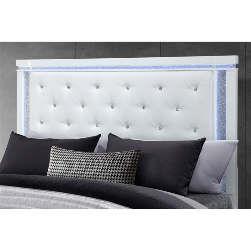 Global Furniture USA Alina White Wooden Tufted Full Bedroom Set with LED