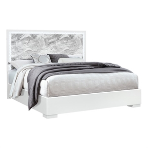 Naomi Silver with Faux Marble Detailing King Bed with LED Light