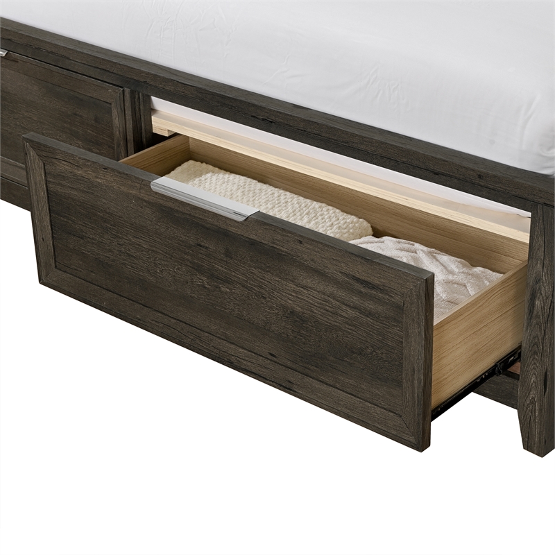 Global Furniure Mariah Queen Bed in Dark Brown