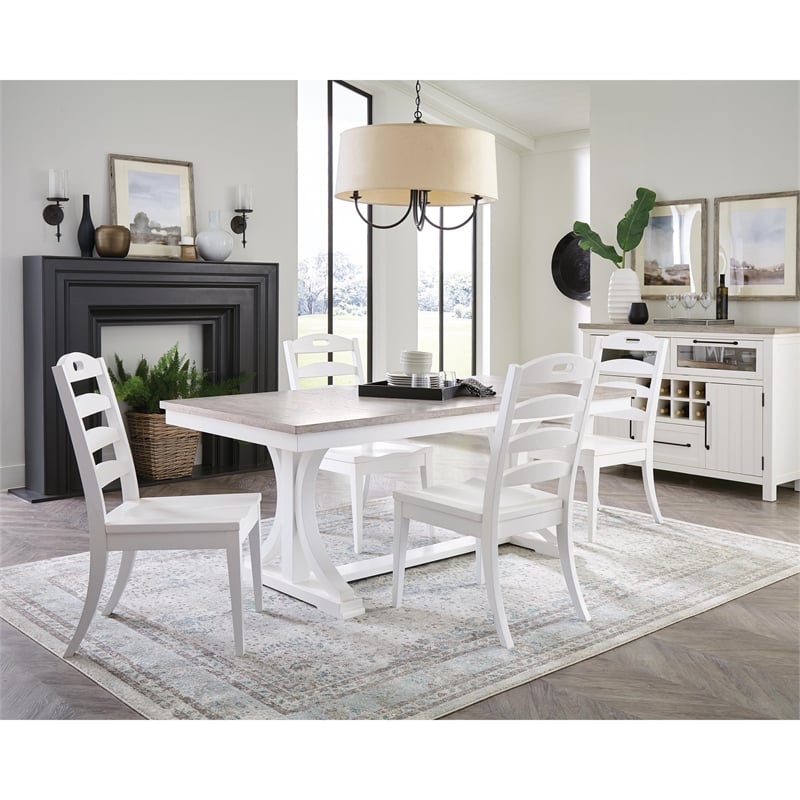 Riverside Furniture Cora 18