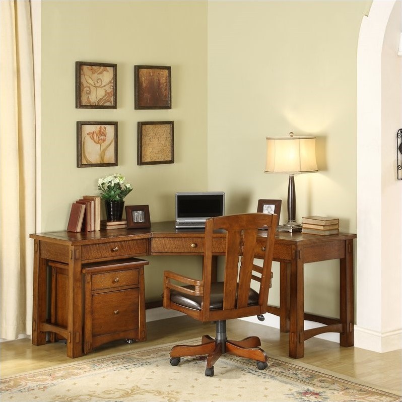 Riverside Furniture Craftsman Home Corner Computer Desk in Oak 2930