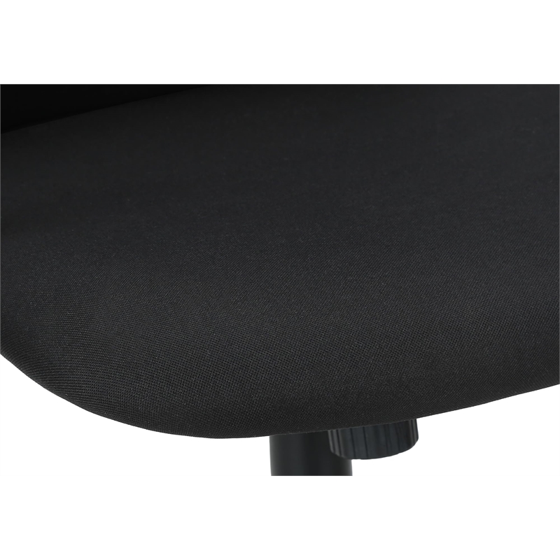 Office Chair - Adjustable Height - Armrests - Swivel - Ergonomic - Black