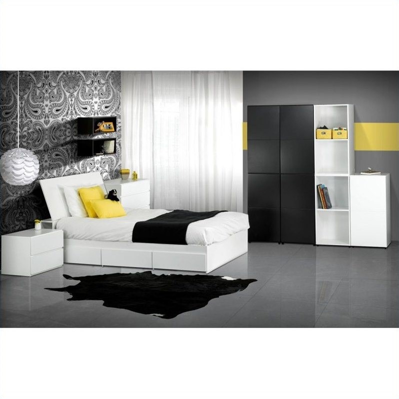 Storage Panel Headboard in White 22XX03HB