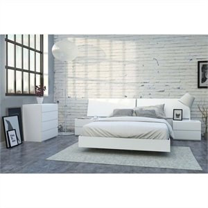 nexera district 5 piece bedroom set in white lacquer and melamine with 4 drawer chest
