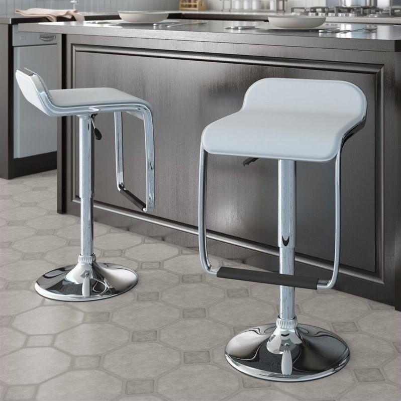 32" Bar Stool with Footrest in White (Set of 2) B612VPD