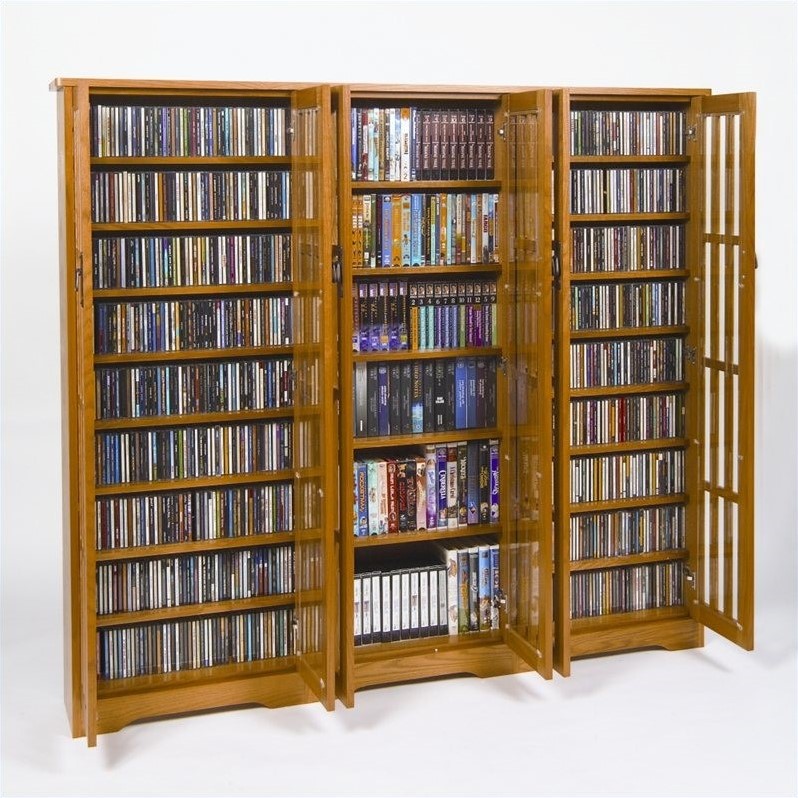Leslie Dame Inlaid Glass Mission Multimedia Cabinet in Oak