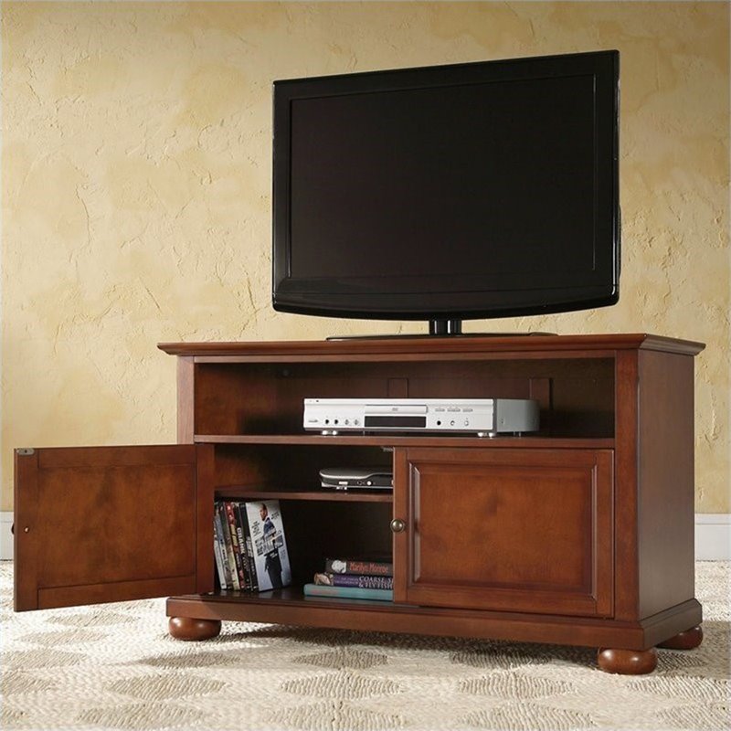 Crosley Furniture Alexandria 42 Tv Stand In Classic Cherry