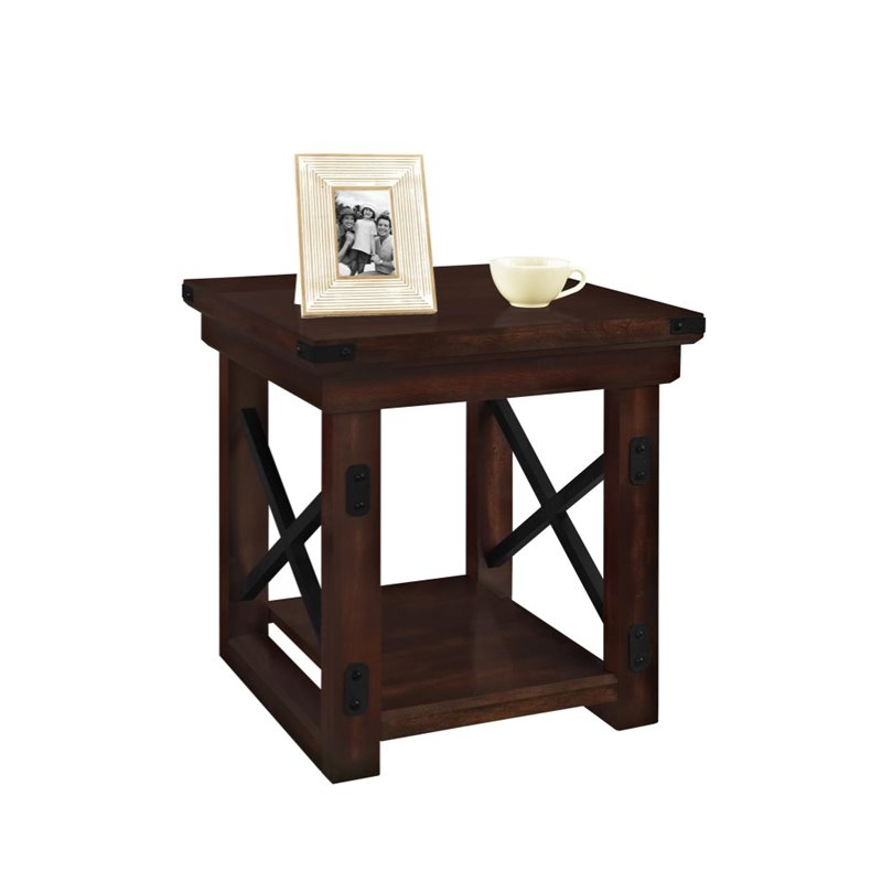 Wood Veneer End Table in Mahogany