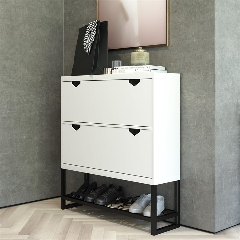 CosmoLiving by Cosmopolitan Brielle Entryway Shoe Storage in White