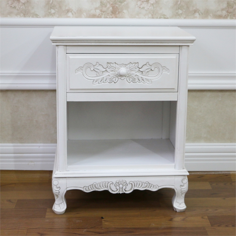 Windsor 1-Drawer Carved End Table