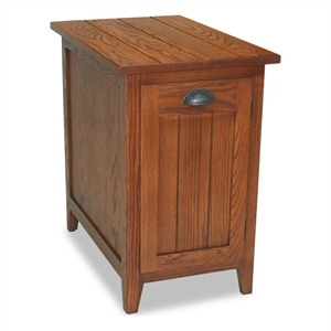 Leick Furniture Favorite Finds Wood End Table in Glazed Candleglow Brown