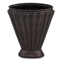 Vases / Urns