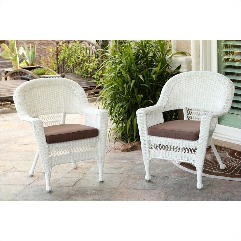 Jeco Wicker Chair in White with Brown Cushion (Set of 4)