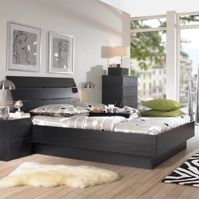 Platform Bed in Black Woodgrain 7624X61