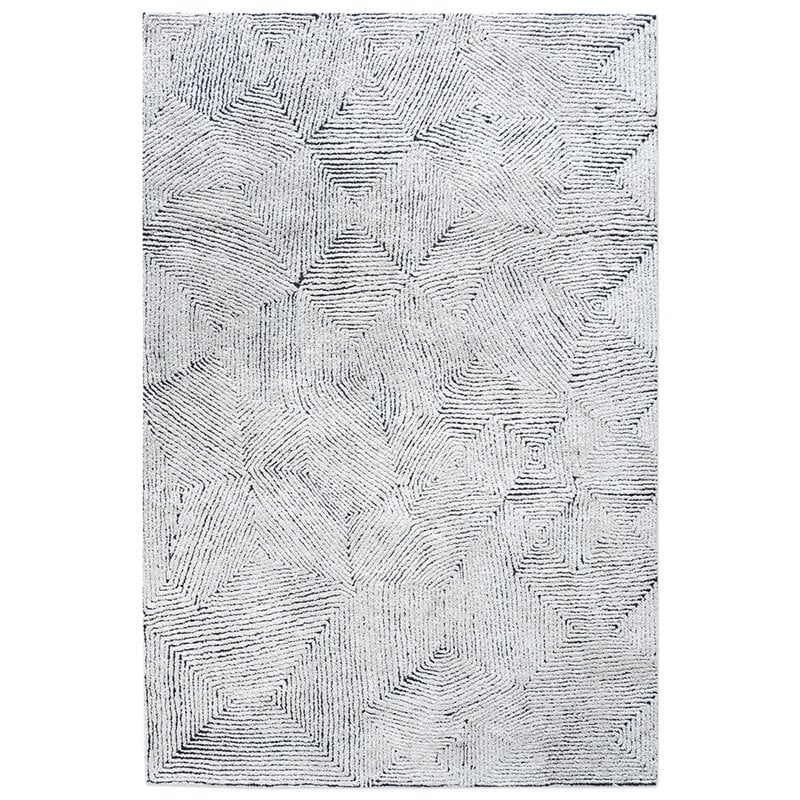 Uttermost Maze 60x96