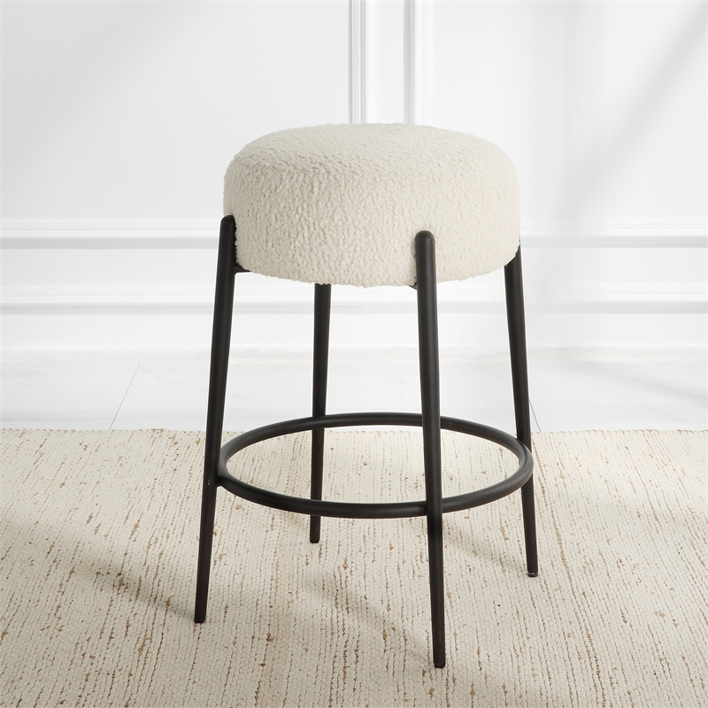 Uttermost Arles 26