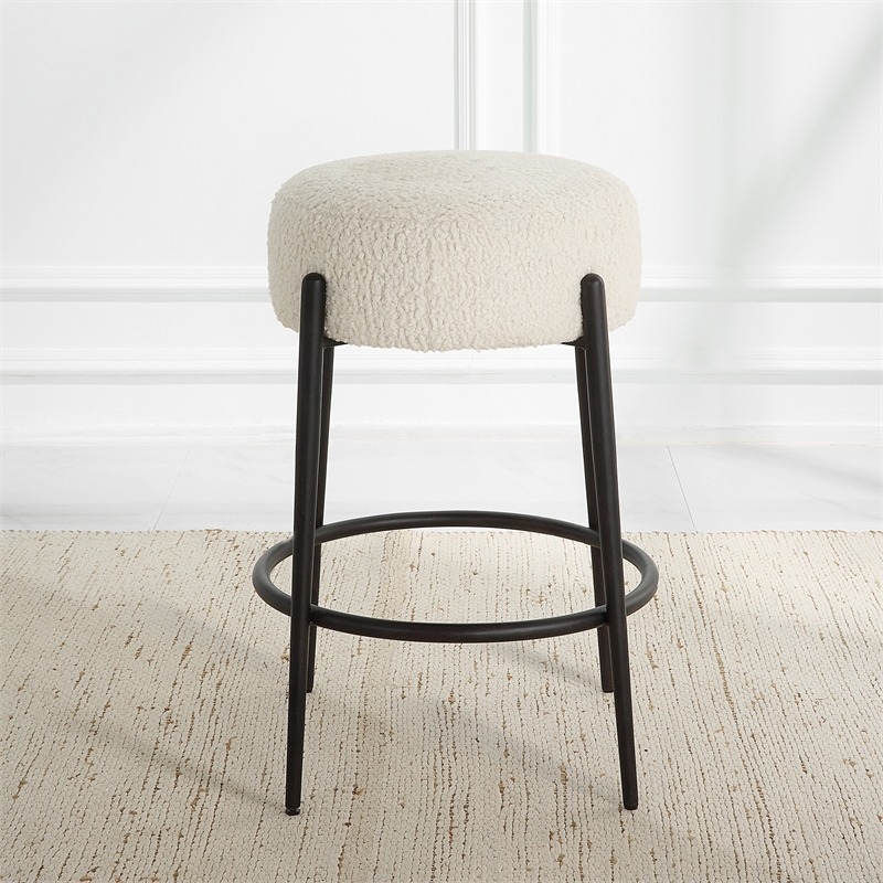 Uttermost Arles 26