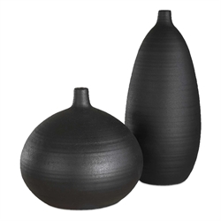 Vases / Urns