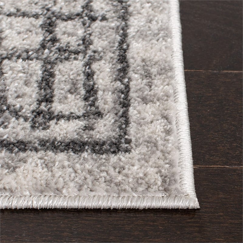 Safavieh Adirondack 4' X 6' Power Loomed Rug in Silver and Ivory