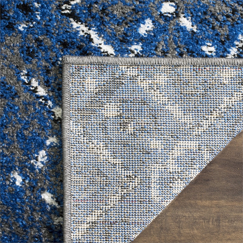 Safavieh Adirondack 6' X 9' Power Loomed Polypropylene Rug in Silver