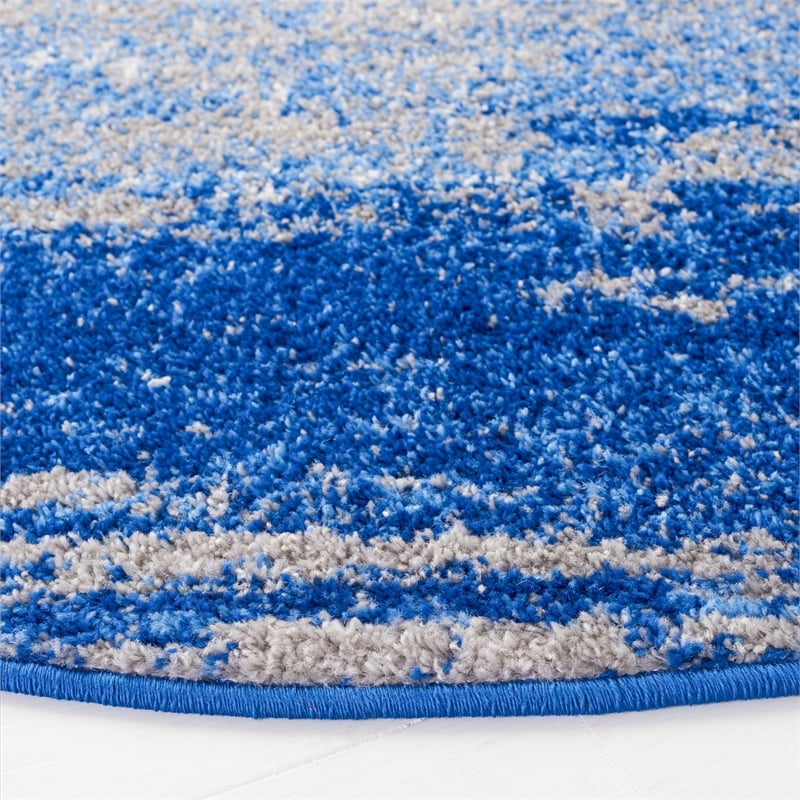 Safavieh Adirondack 4' Round Power Loomed Rug in Silver and Blue
