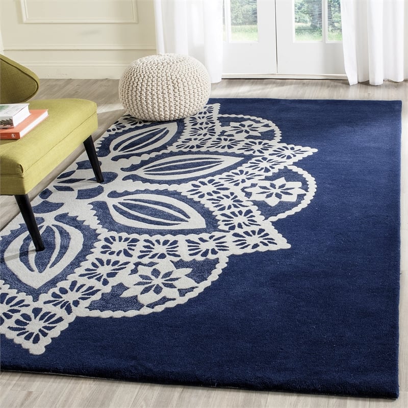 Safavieh Allure 5' X 8' Hand Tufted Wool Rug in Navy and Ivory