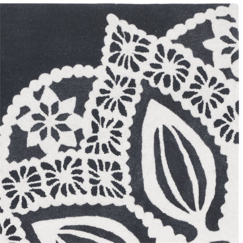 Safavieh Allure 5' X 8' Hand Tufted Wool Rug in Gray and Ivory