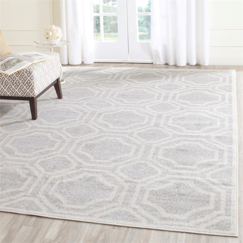 Safavieh Amherst 5' Round Power Loomed Rug