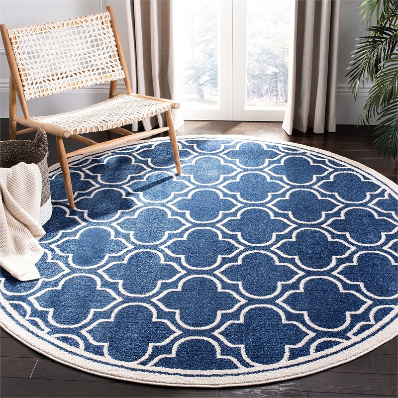 Safavieh Amherst 7' Round Power Loomed Rug in Navy and Ivory