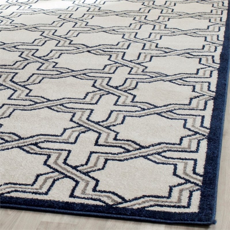 Safavieh Amherst 6' X 9' Power Loomed Rug in Ivory and Navy