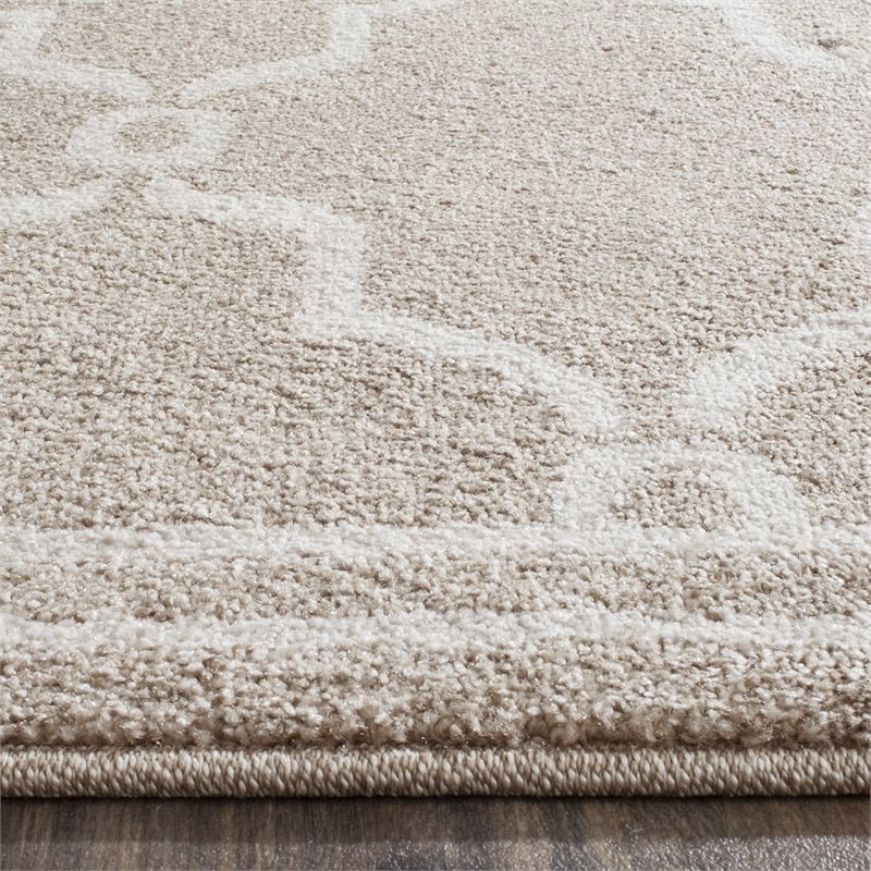 Safavieh Amherst 4' X 6' Power Loomed Rug in Wheat and Beige