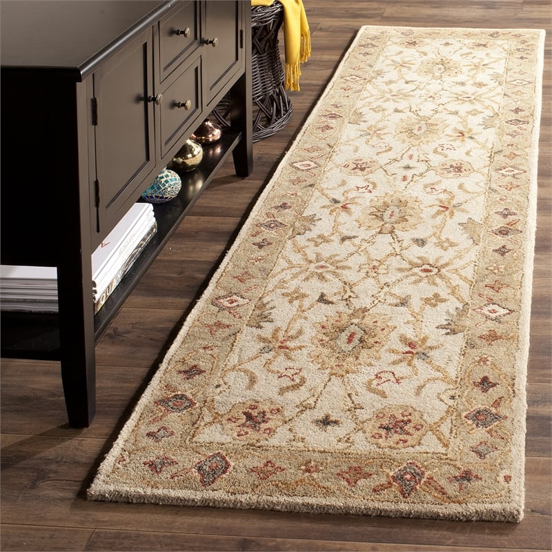 Safavieh Antiquity 2'3