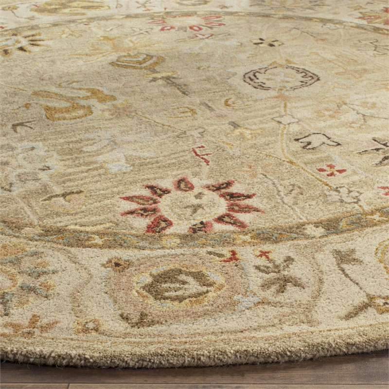 Safavieh Antiquity 6' Round Hand Tufted Wool Rug