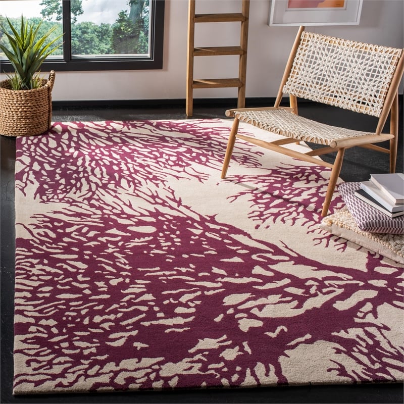 Safavieh Bella 4' X 6' Hand Tufted Wool Pile Rug in Beige and Purple