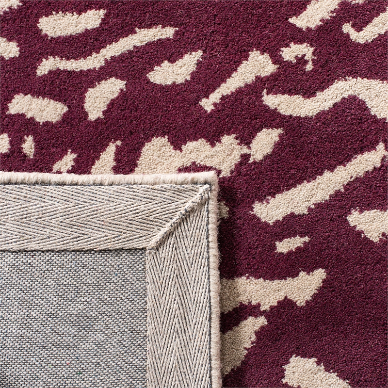 Safavieh Bella 4' X 6' Hand Tufted Wool Pile Rug in Beige and Purple