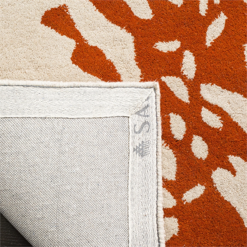 Safavieh Bella 9' X 12' Hand Tufted Wool Rug in Beige and Terracotta