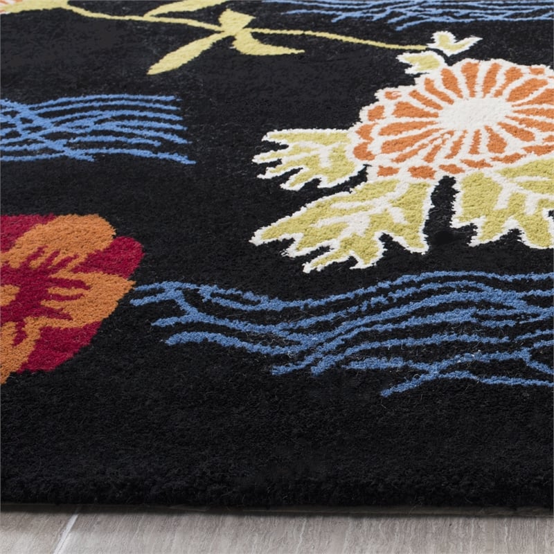 Safavieh Bella 6' X 9' Hand Tufted Wool Pile Rug in Black