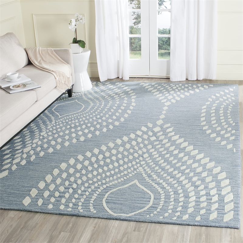 Safavieh Bella 8' X 10' Hand Tufted Wool Pile Rug in Blue and Ivory