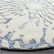 Safavieh Bella 5' Round Hand Tufted Wool Rug